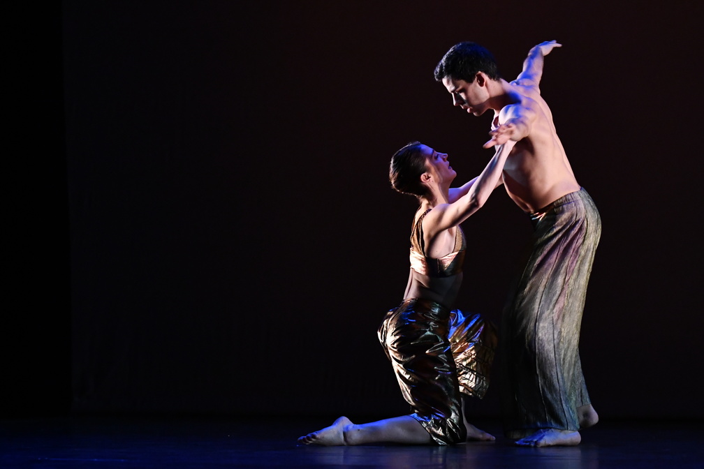 BREATHE - Forest Blakk / Contemporary Dance / Choreography by Aurélie  Guibout 