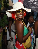 parade du Festival Off d’Avignon 25-16